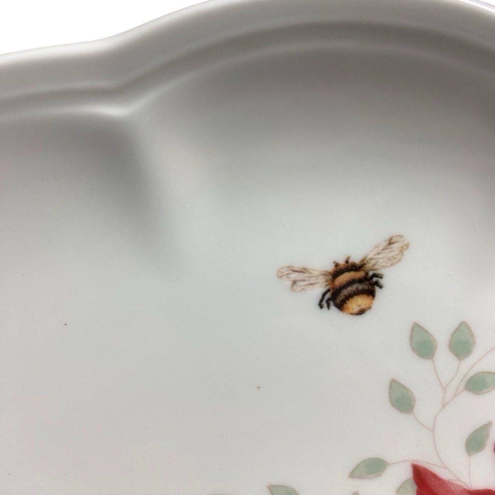 Butterfly Meadow Lenox Poinsettia & Bee Accent Plate - Picture 7 of 9
